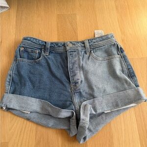 Two-Tone Hollister Blue Denim Women's Rolled Hem Shorts